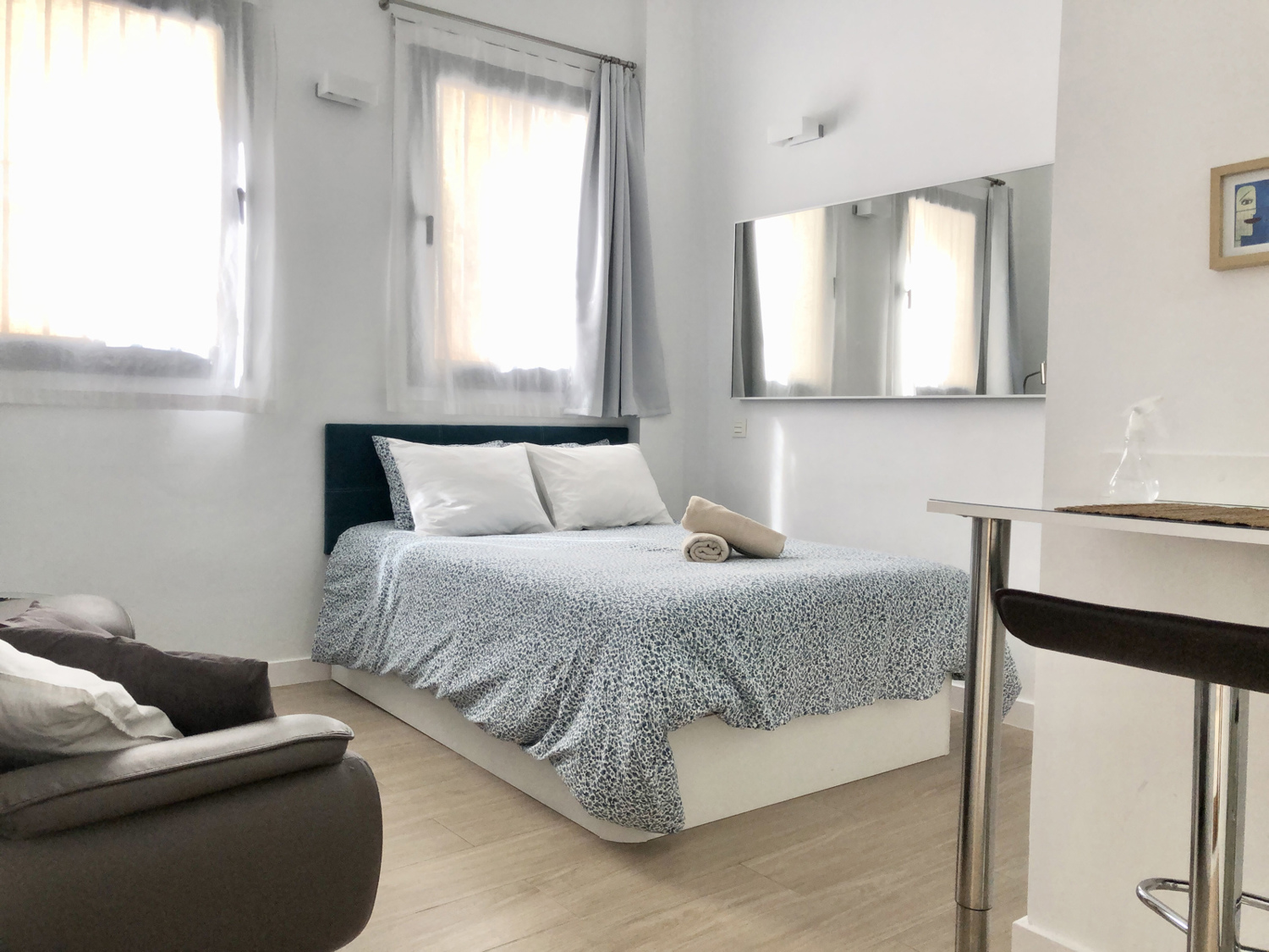 Holiday rental apartaments in Málaga. Apartments in the city center and El Palo beach. The best location in Málaga. - Picacho Bajo