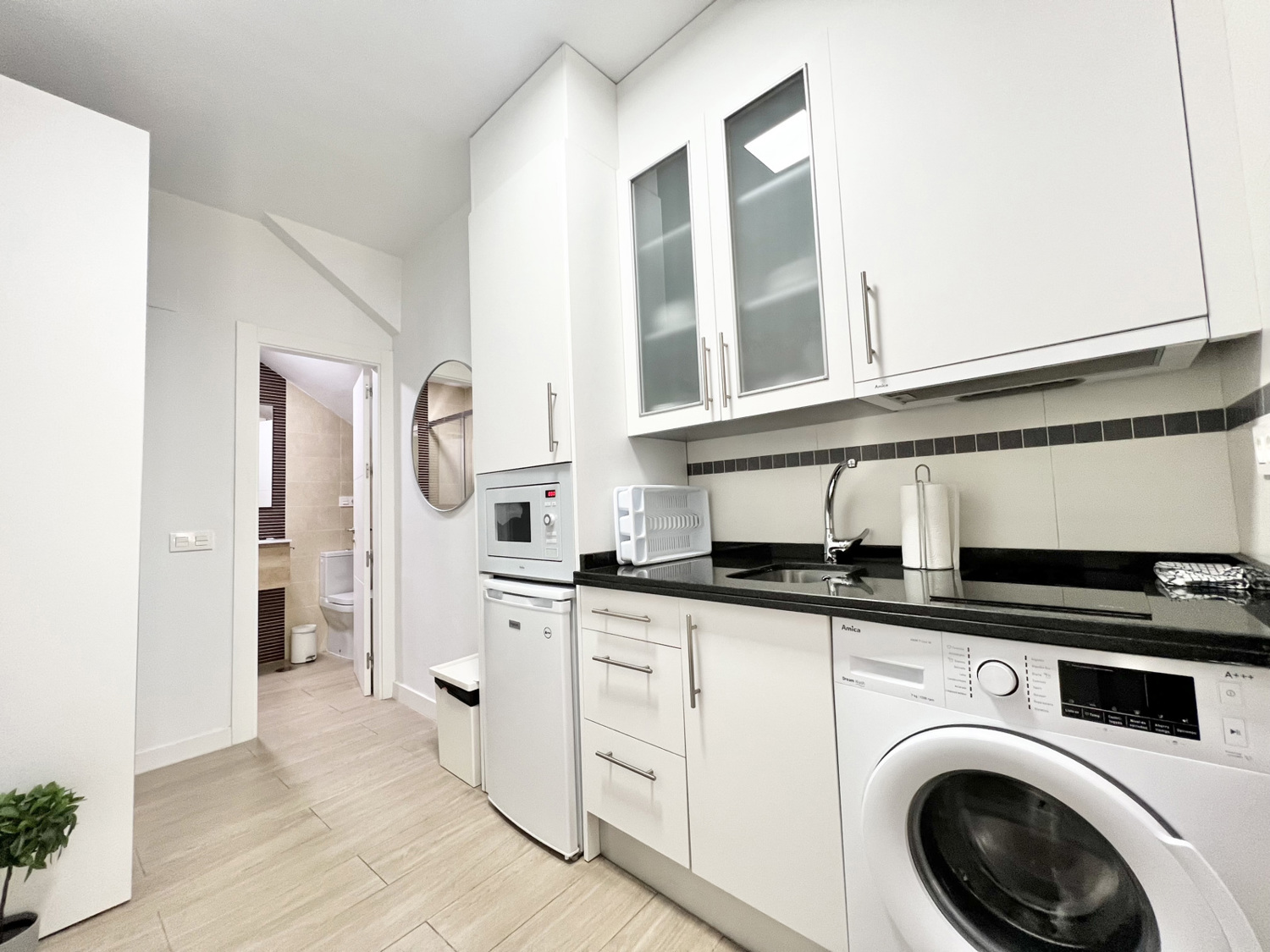 Holiday rental apartaments in Málaga. Apartments in the city center and El Palo beach. The best location in Málaga. - Picacho Bajo