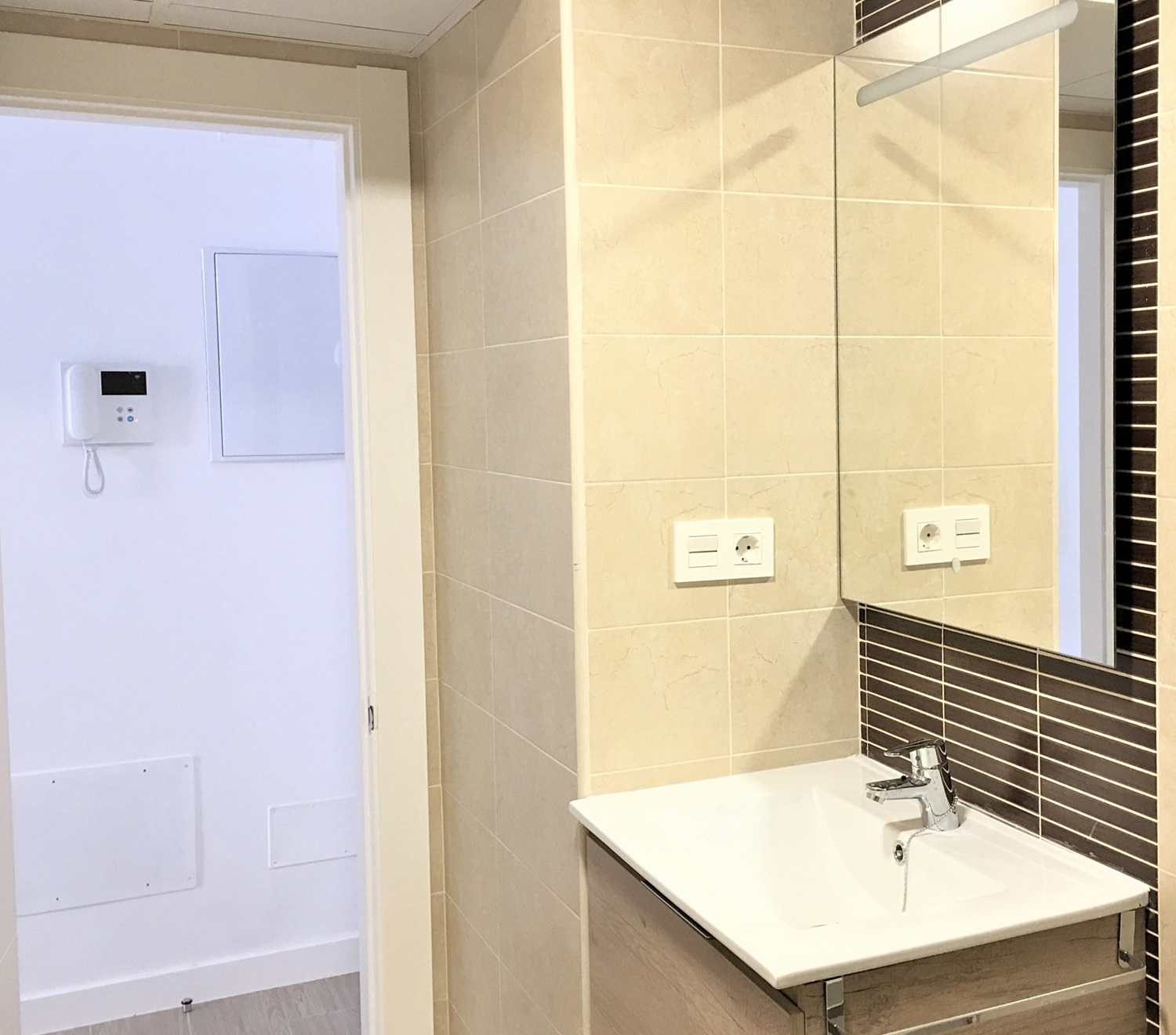 Holiday rental apartaments in Málaga. Apartments in the city center and El Palo beach. The best location in Málaga. - Picacho 1