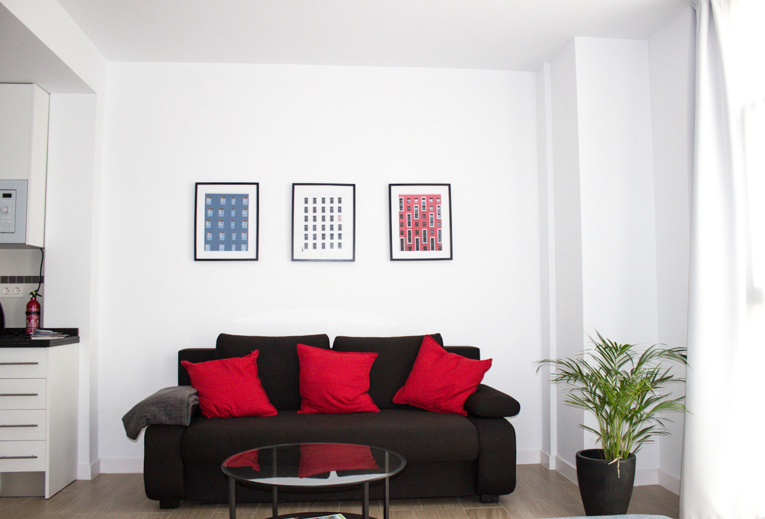 Holiday rental apartaments in Málaga. Apartments in the city center and El Palo beach. The best location in Málaga. - Picacho 1