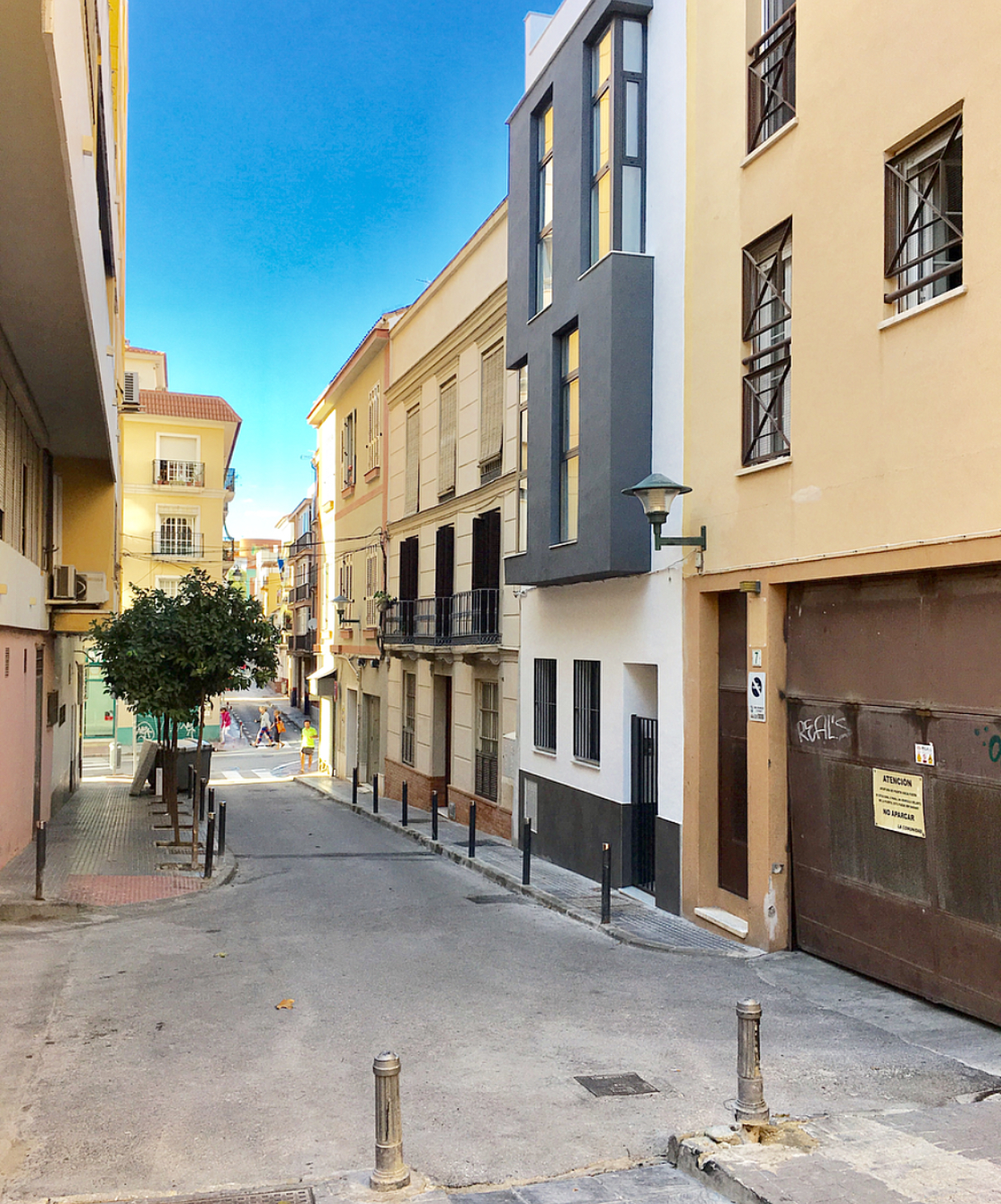 Holiday rental apartaments in Málaga. Apartments in the city center and El Palo beach. The best location in Málaga. - Picacho Atico