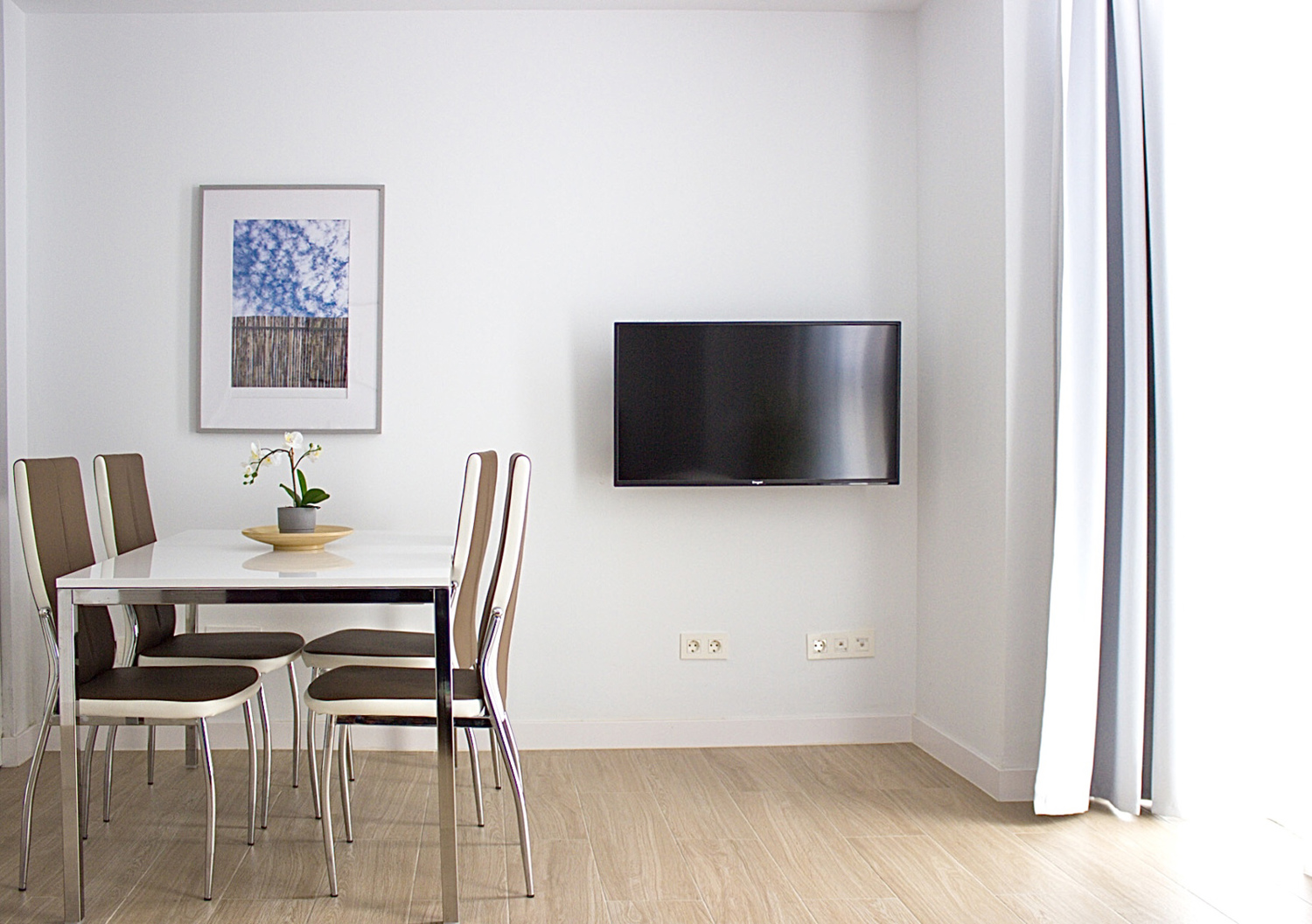 Holiday rental apartaments in Málaga. Apartments in the city center and El Palo beach. The best location in Málaga. - Picacho Atico