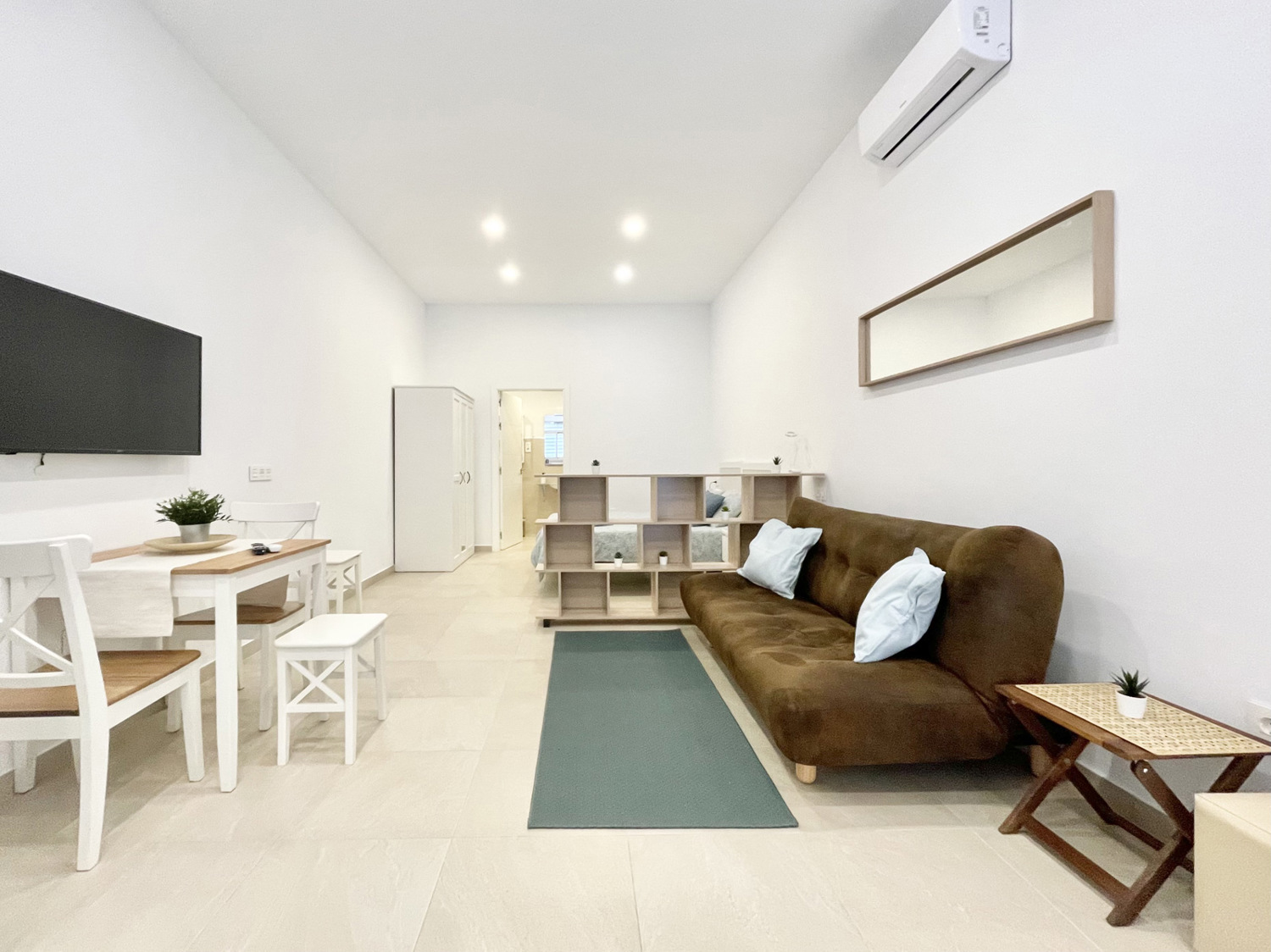 Holiday rental apartaments in Málaga. Apartments in the city center and El Palo beach. The best location in Málaga. - Estación Centro VIALIA 3