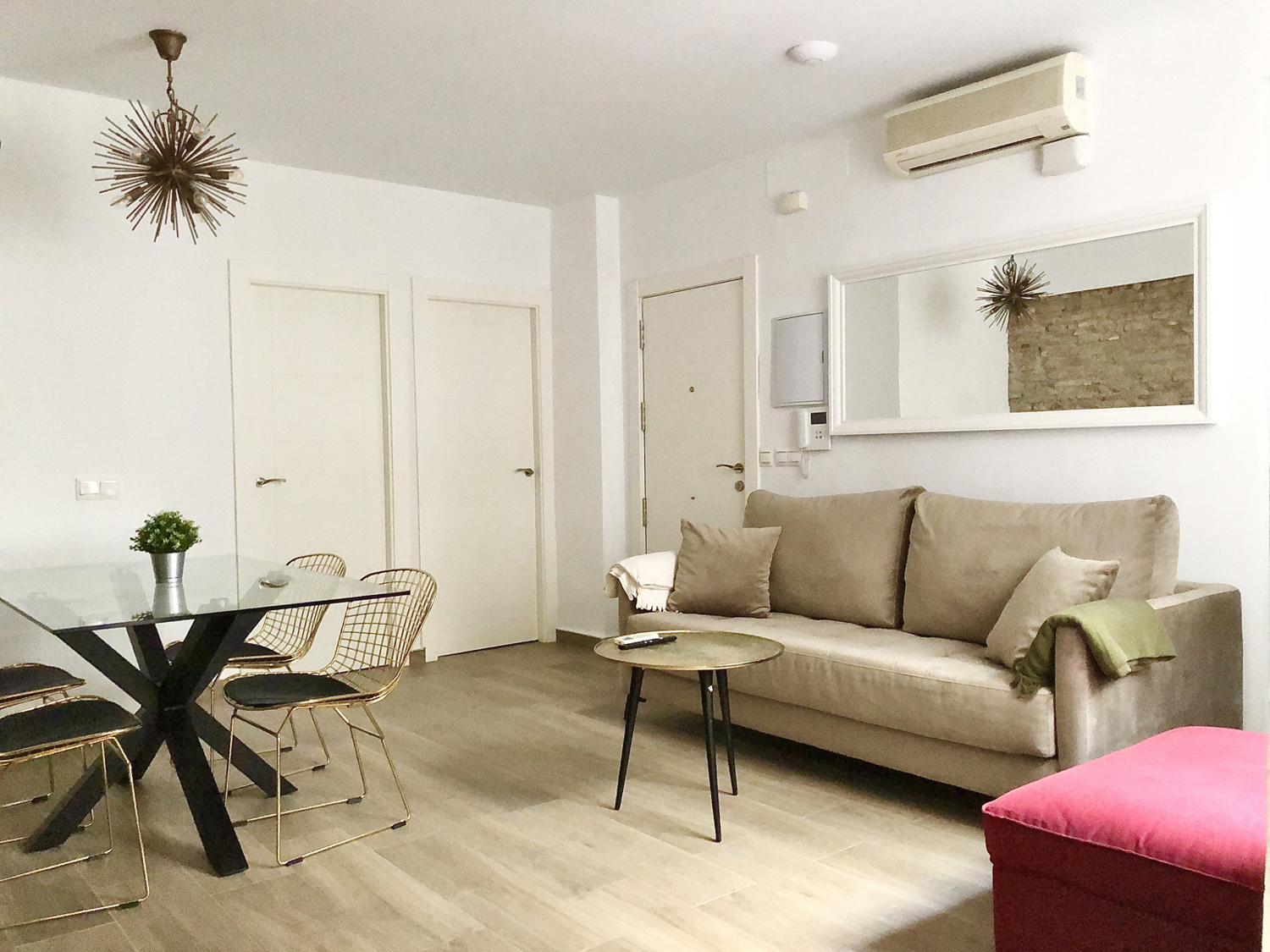 Holiday rental apartaments in Málaga. Apartments in the city center and El Palo beach. The best location in Málaga. - Suites La Merced 2 dormitorios Bajo