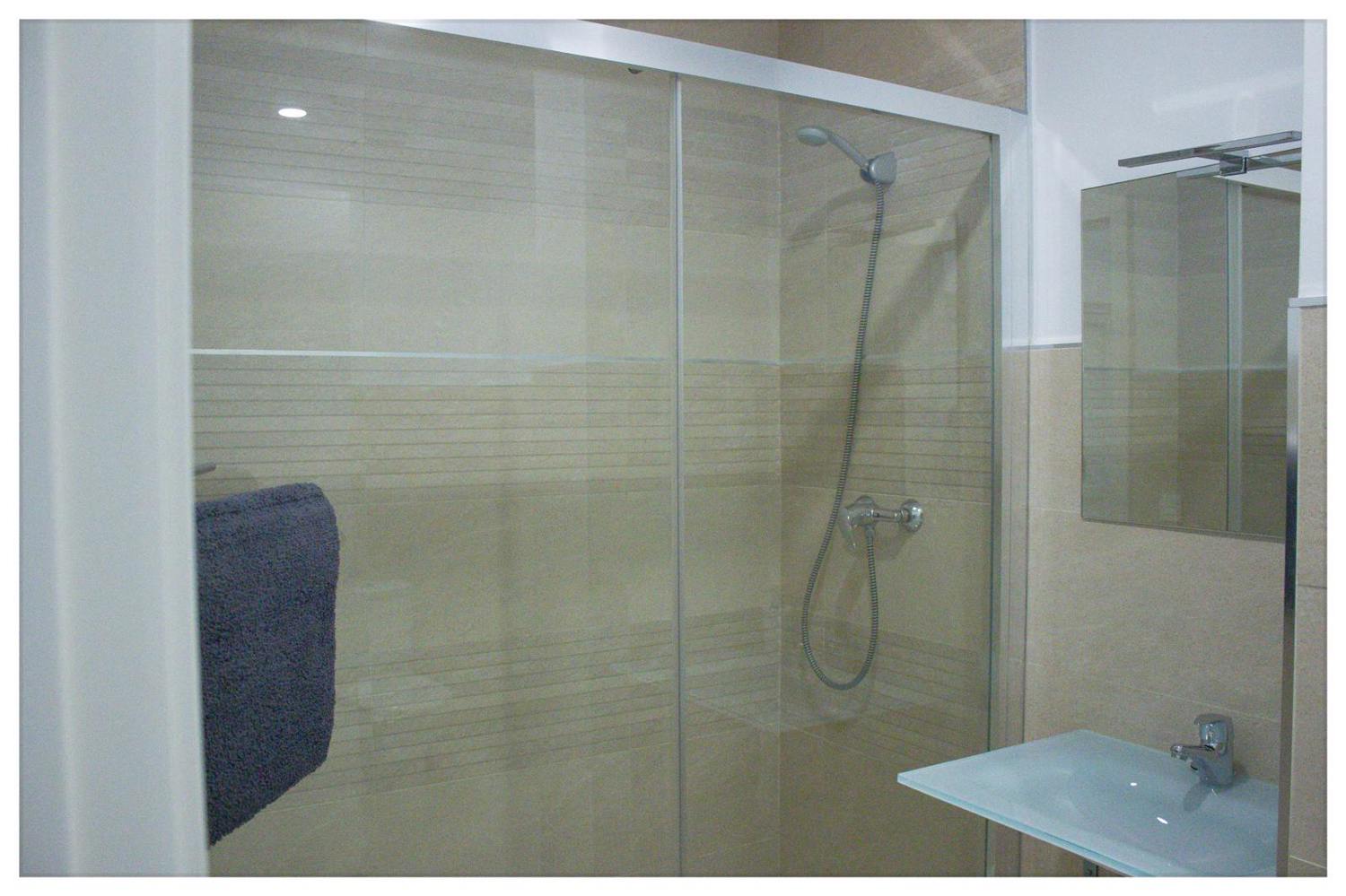 Holiday rental apartaments in Málaga. Apartments in the city center and El Palo beach. The best location in Málaga. - Estación Centro Vialia  6