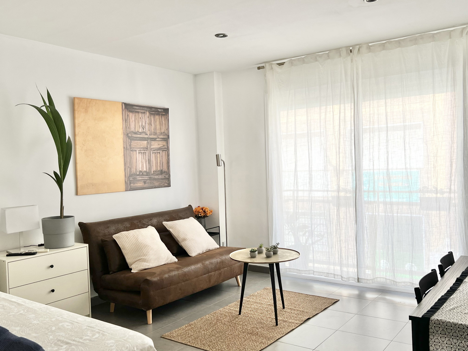 Disfruta de los mejores apartamentos vacacionales en Málaga. Visita VARELA 1 Estudio