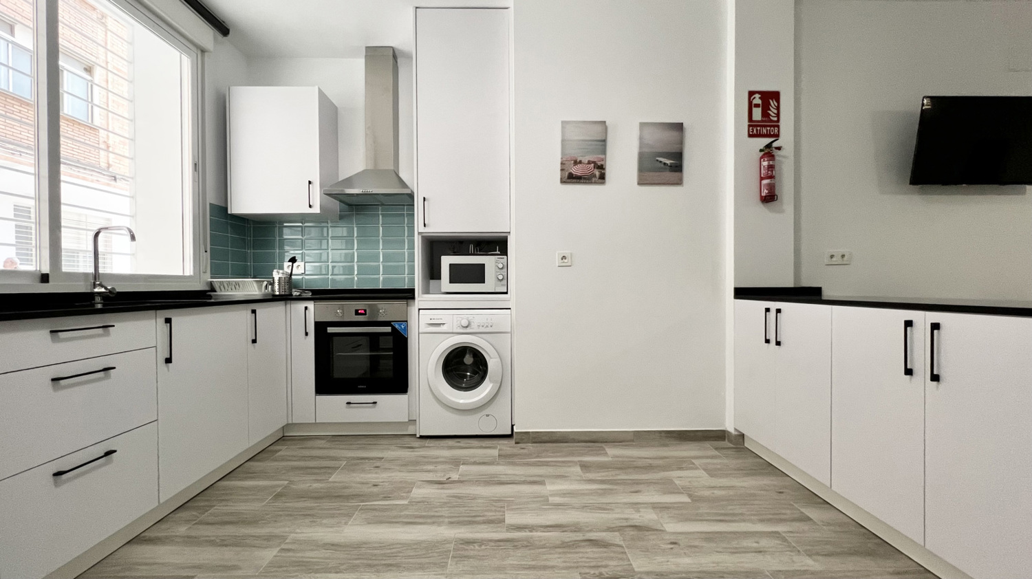 Holiday rental apartaments in Málaga. Apartments in the city center and El Palo beach. The best location in Málaga. - Los Tilos Suites Estudio 3