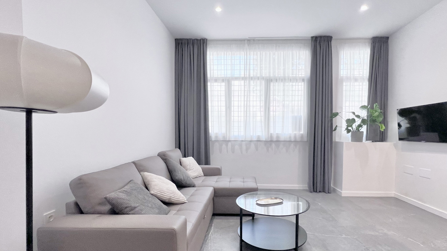 Disfruta de los mejores apartamentos vacacionales en Málaga. Visita FERRANDIZ 46
