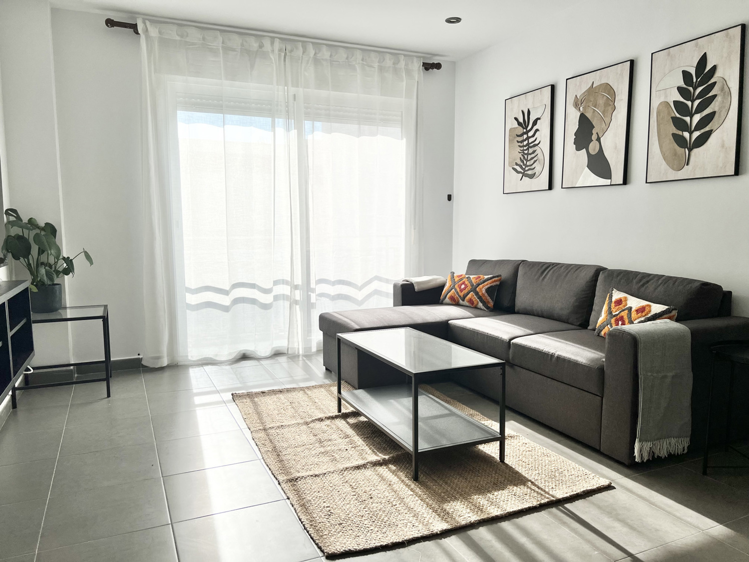 Holiday rental apartaments in Málaga. Apartments in the city center and El Palo beach. The best location in Málaga. - VARELA ÁTICO: 2 dormitorios y terraza