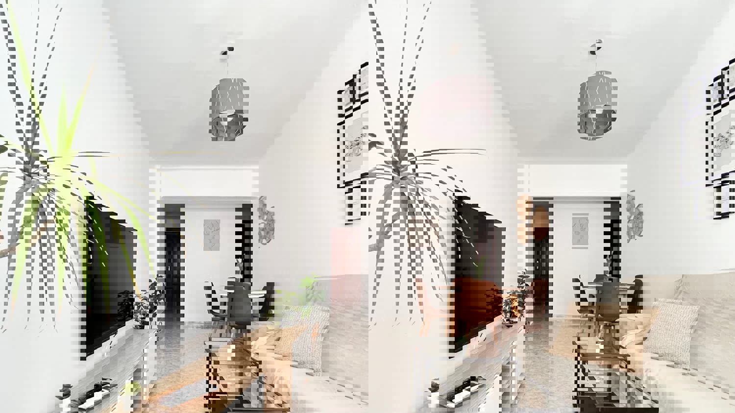 Apartamentos turísticos y vacacionales baratos en Málaga. Buenos precios en la zona de la playa, en El Palo y en la zona centro de la ciudad. Posibilidad de aparcamiento gratuito. - Vialia Estación Flat