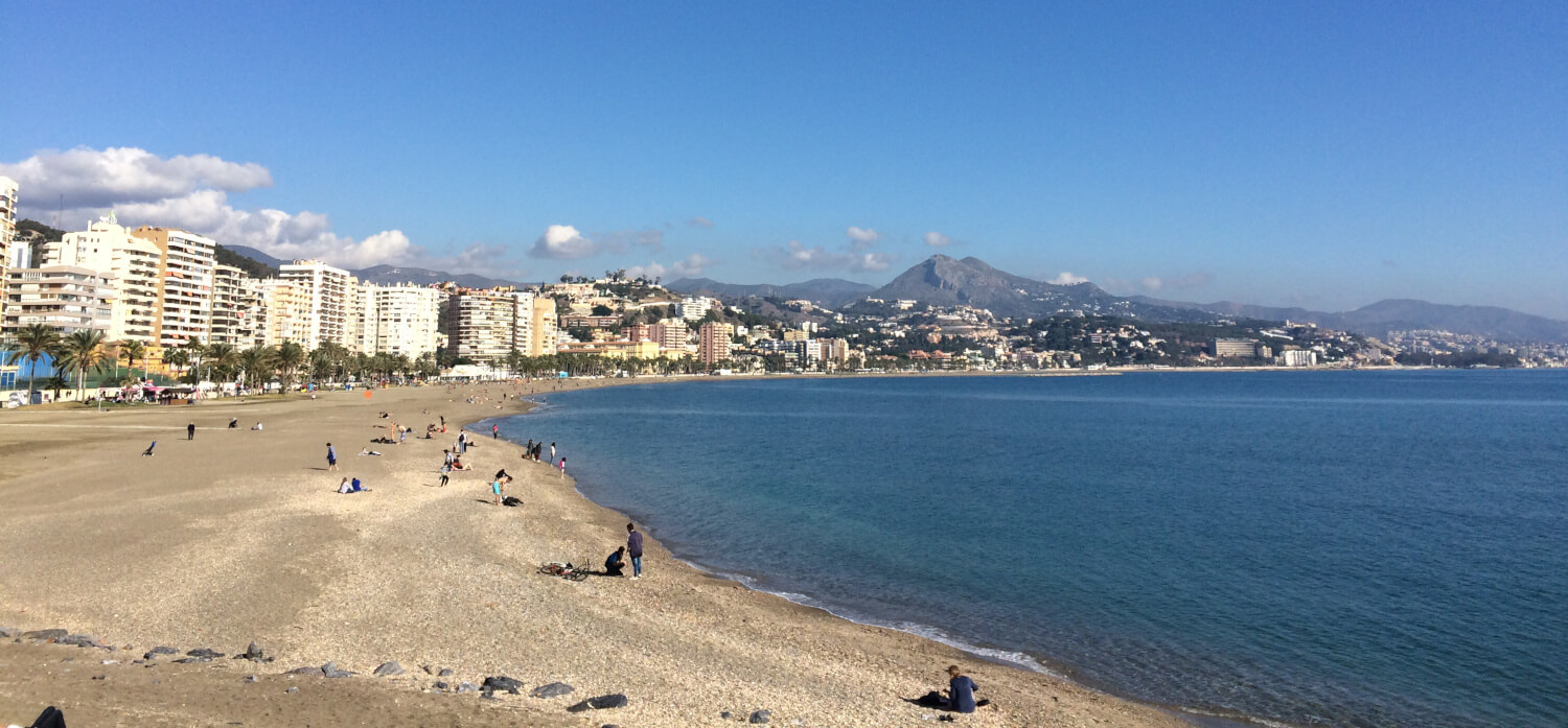 Destino Invest Málaga S.L. es una empresa dedicada al alquiler de apartamentos turísticos y vacacionales. Tenemos precios baratos en apartamentos de Málaga centro y en la playa de El Palo. Podremos aconsejarte sobre toda tu estancia en Málaga.
